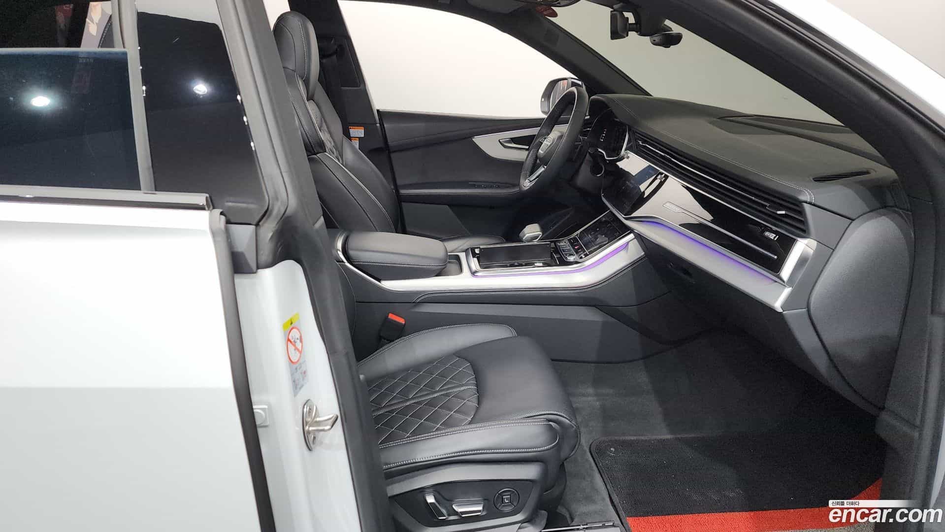 Q8 Audi 2023.11-INNER-036
