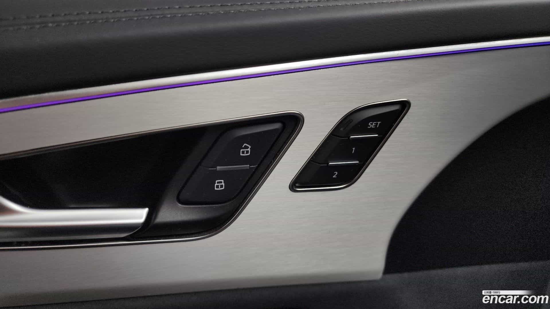 Q8 Audi 2023.11-OPTION-044