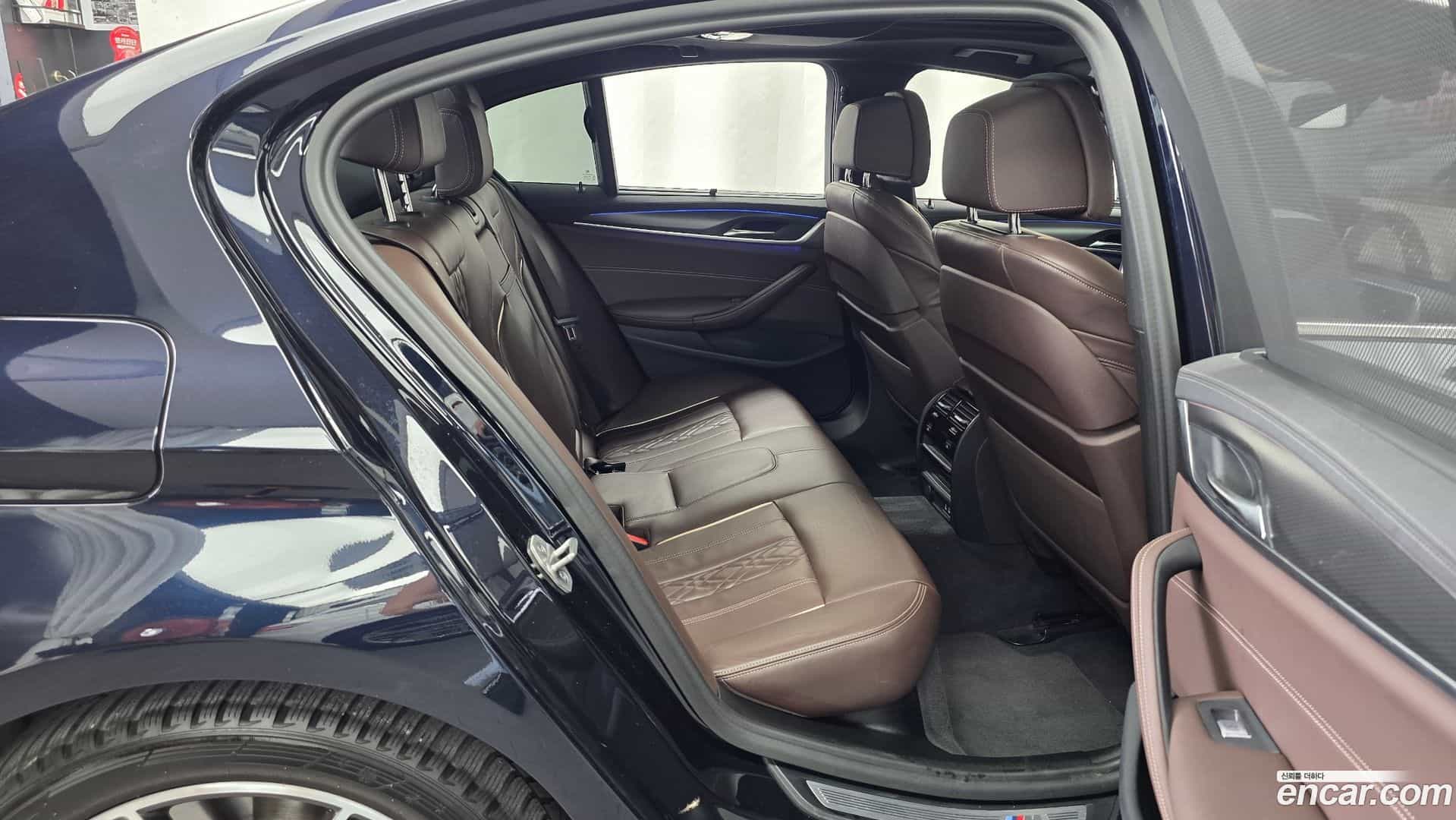 5-Series BMW 2022.10-OPTION-016