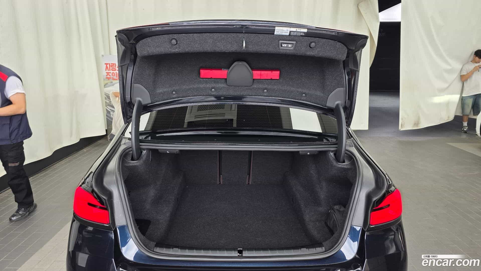 5-Series BMW 2022.10-OPTION-024