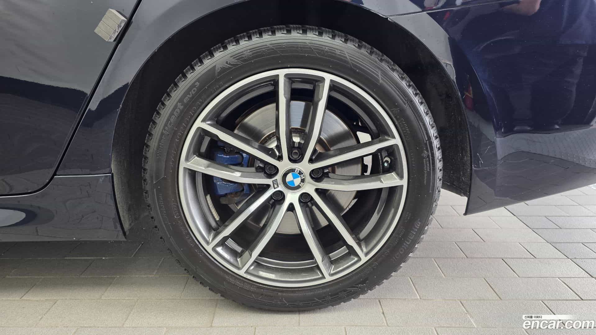 5-Series BMW 2022.10-OUTER-031