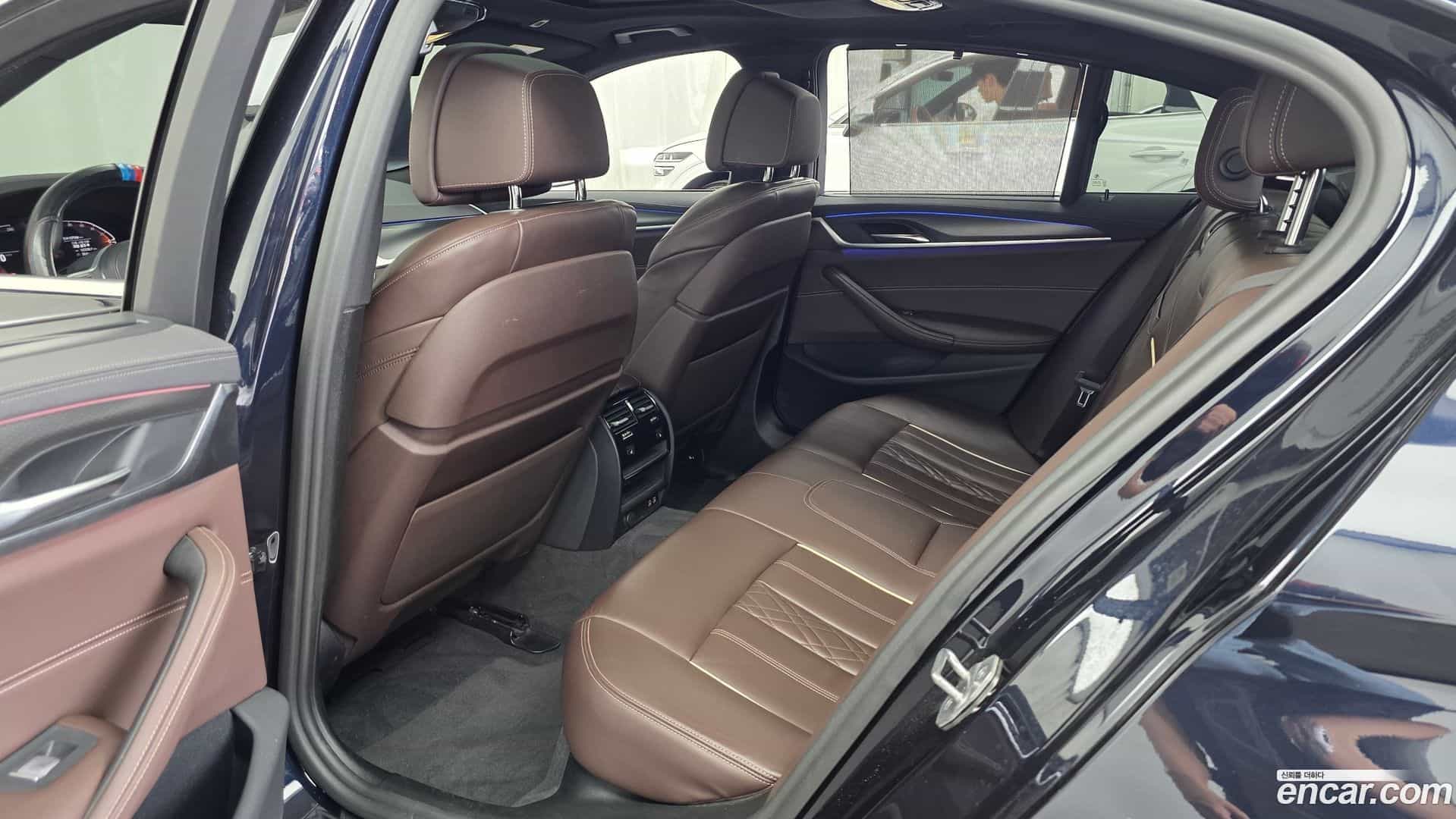 5-Series BMW 2022.10-INNER-036