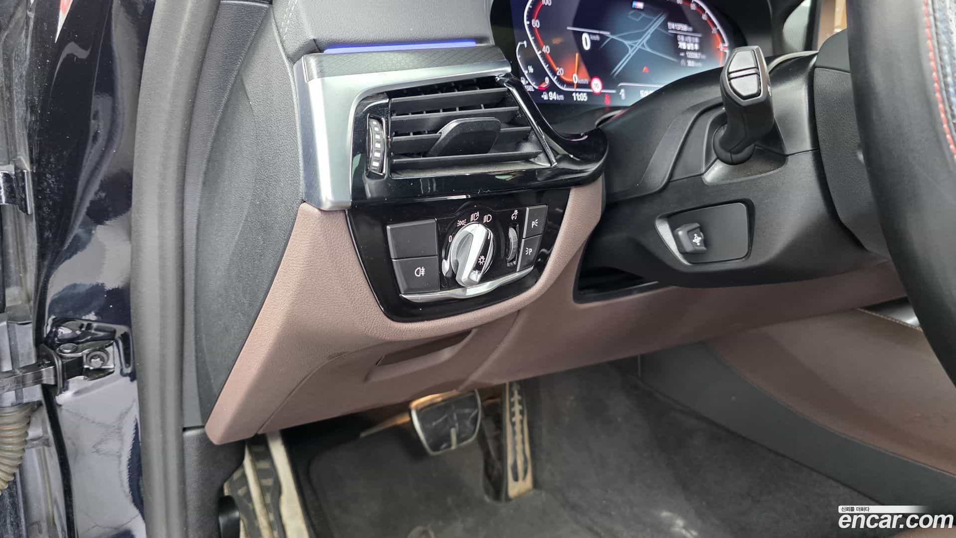 5-Series BMW 2022.10-OPTION-041