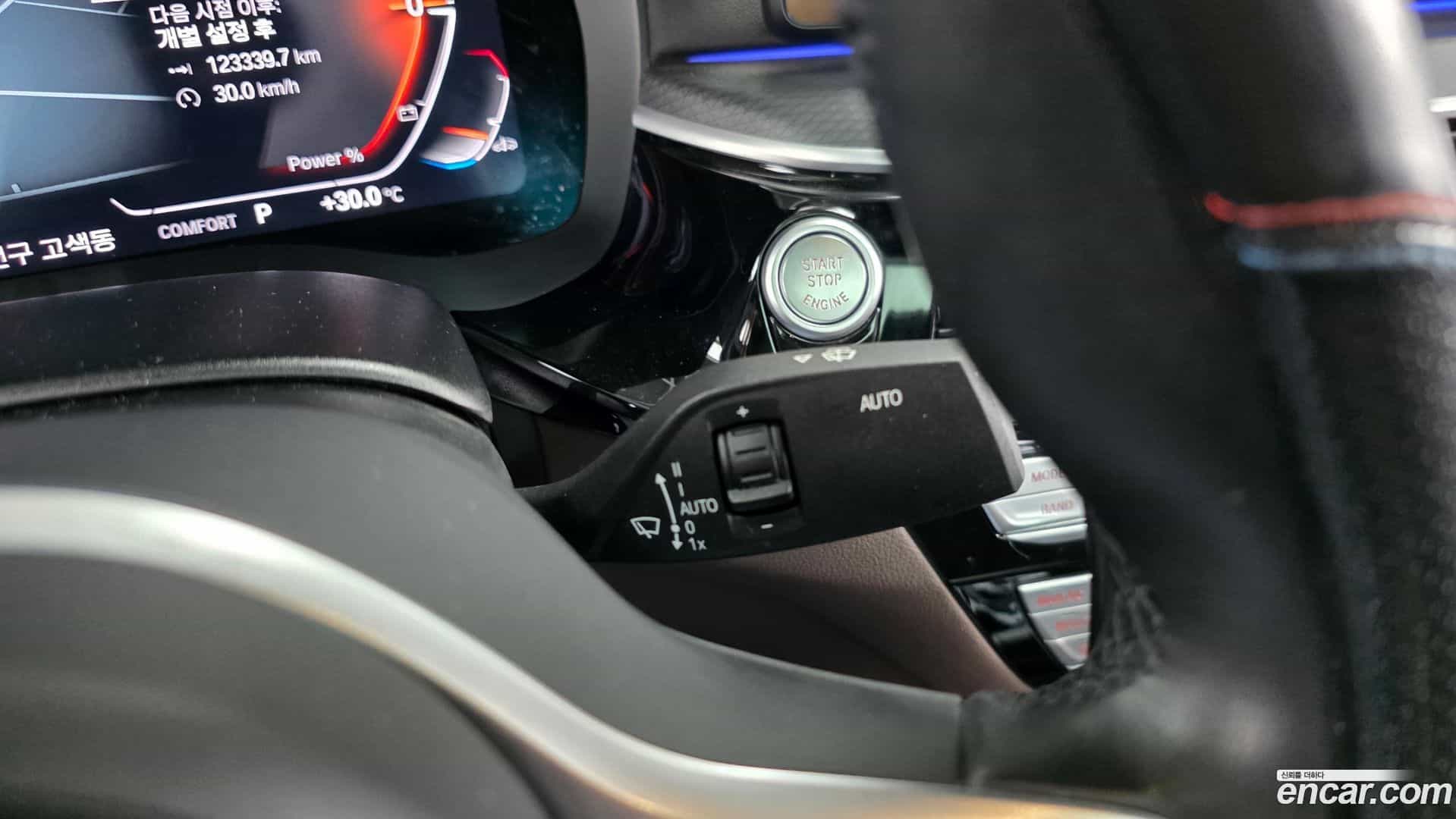 5-Series BMW 2022.10-OPTION-042