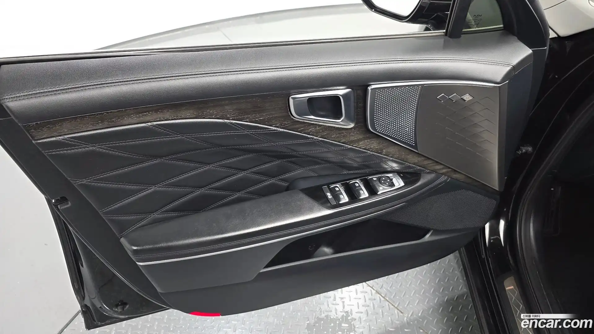 K8 Kia 2021.5-INNER-034