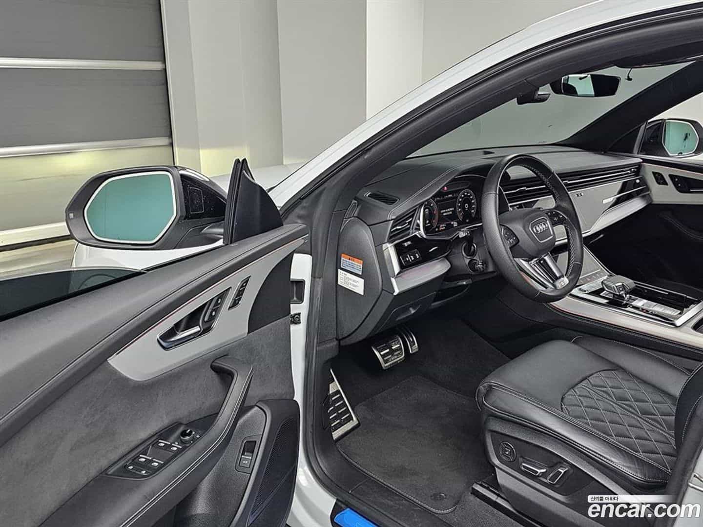 Q8 Audi 2023.2-OPTION-015