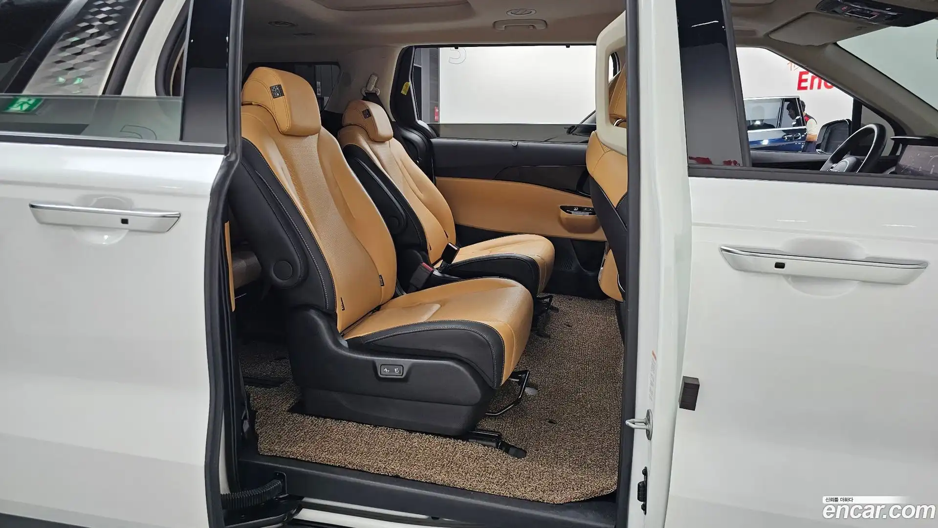 Canival Kia 2022.6-OPTION-015