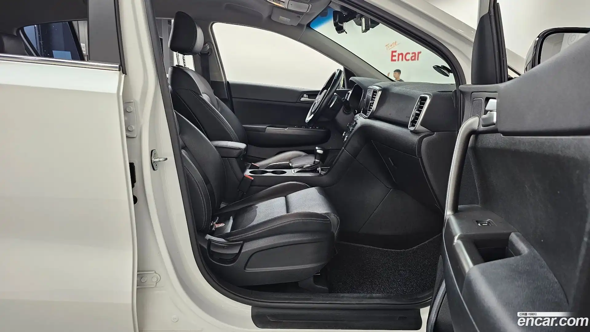 Sportage Kia 2019.2-INNER-036