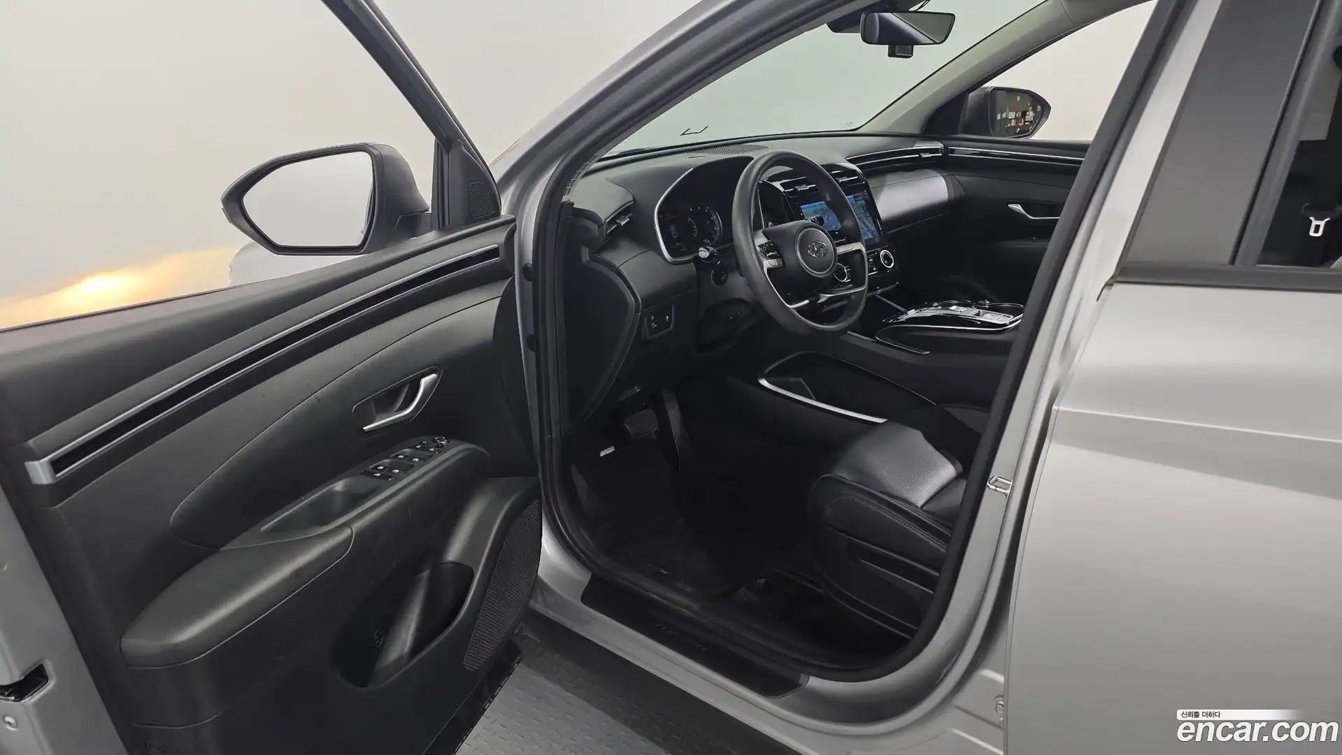 Tucson Hyundai 2022.1-INNER-010