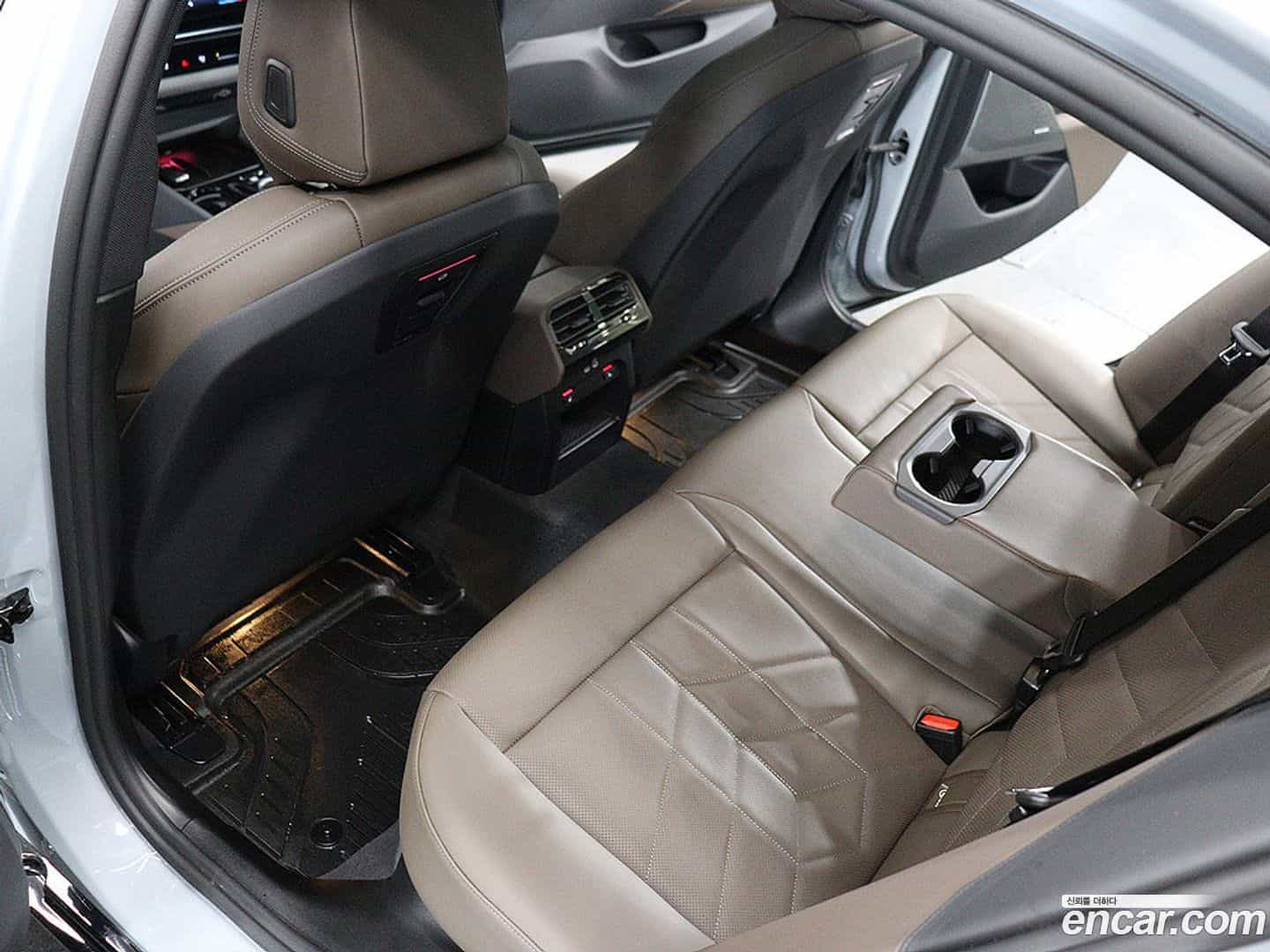5-Series BMW 2024.1-INNER-010