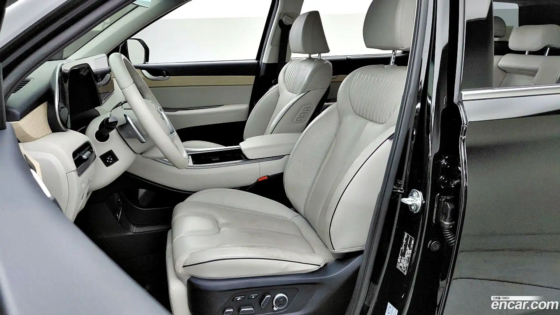 Palisade Hyundai 2024.2-INNER-010
