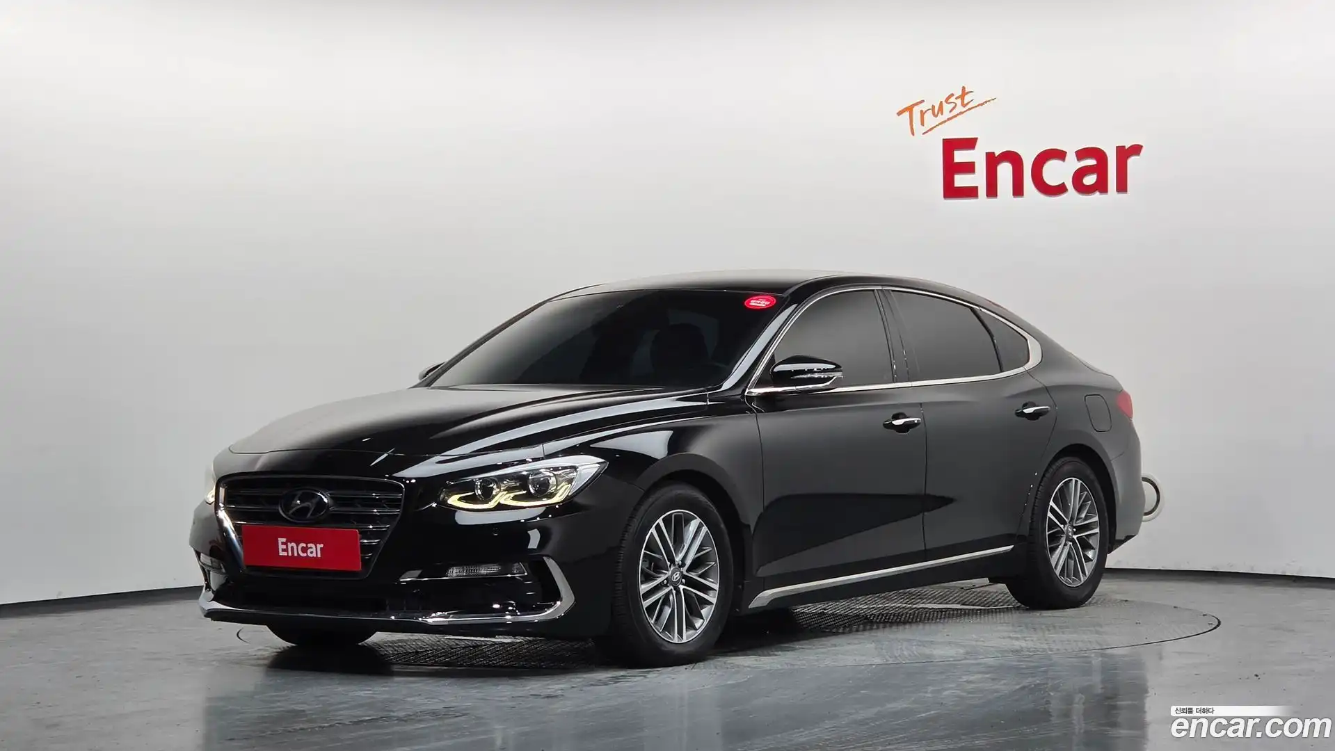 Grandeur Hyundai 2017.6-OUTER-001