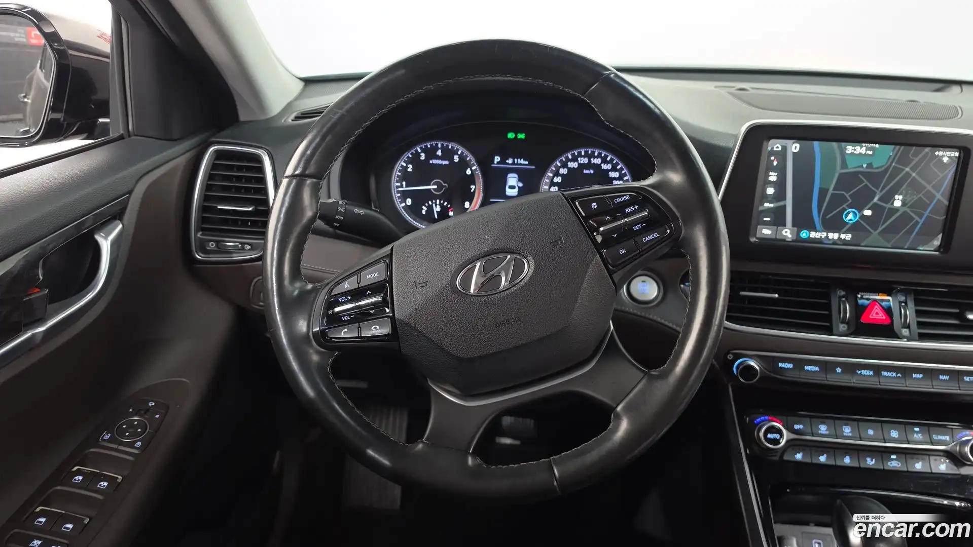Grandeur Hyundai 2017.6-OPTION-016