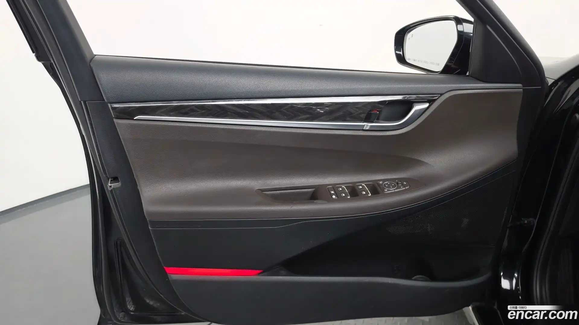 Grandeur Hyundai 2017.6-INNER-034