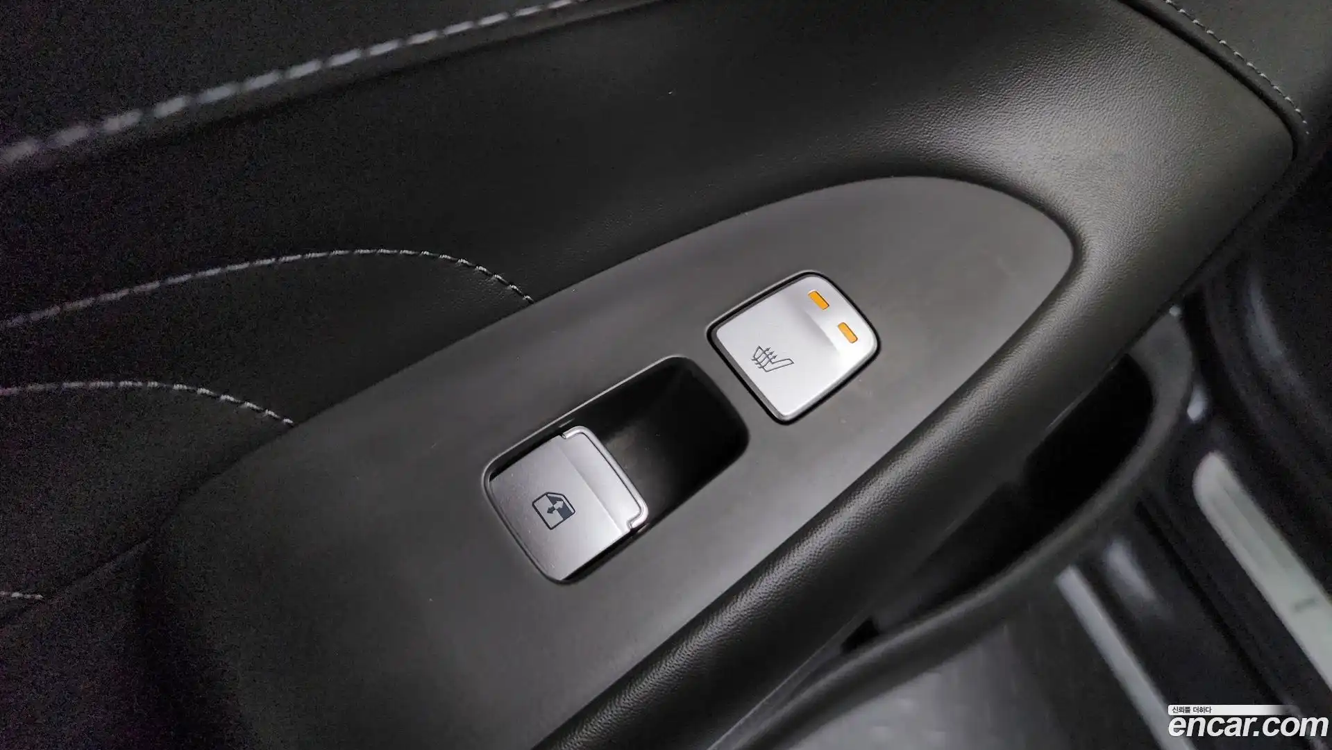 Grandeur Hyundai 2021.9-OPTION-043