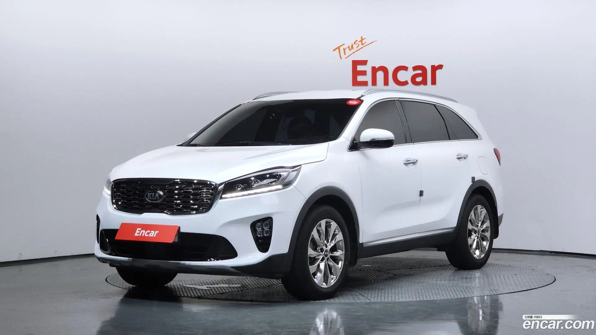 Main__Slider__Photo:Sorento Kia 2019.6-0
