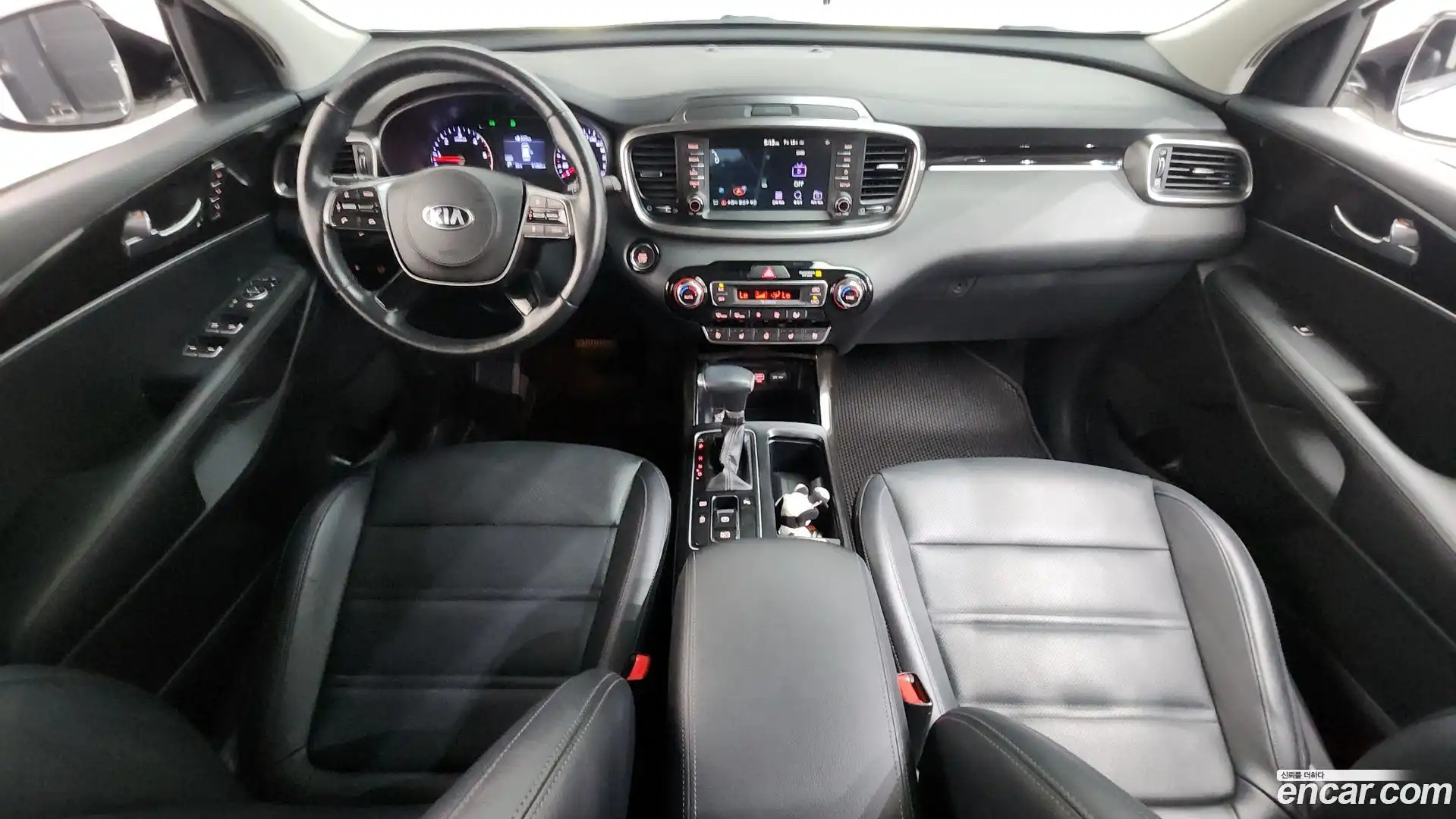 Sorento Kia 2019.6-INNER-007
