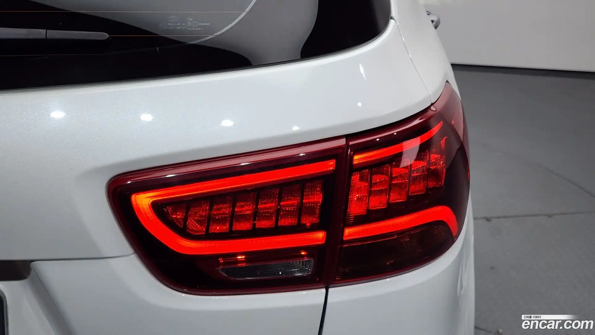 Sorento Kia 2019.6-OUTER-033