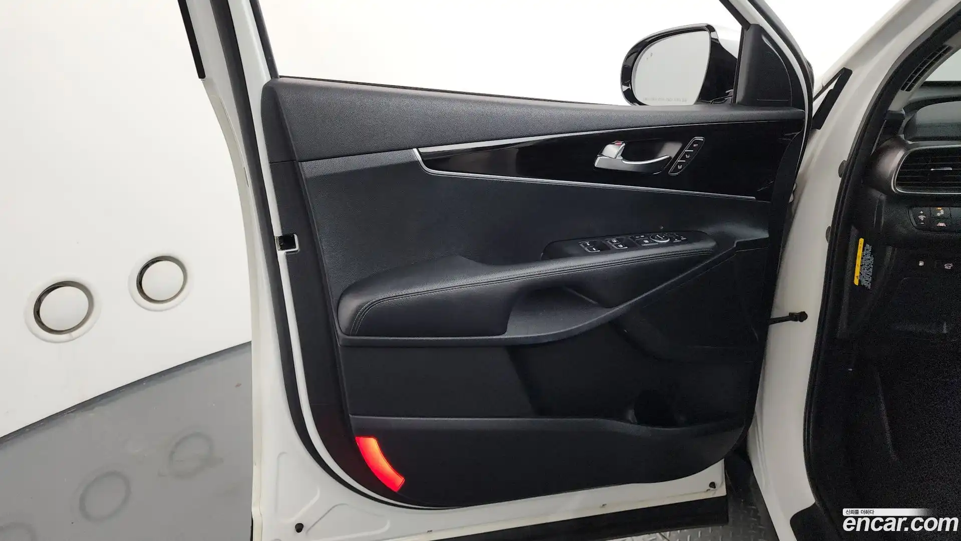 Sorento Kia 2019.6-INNER-034