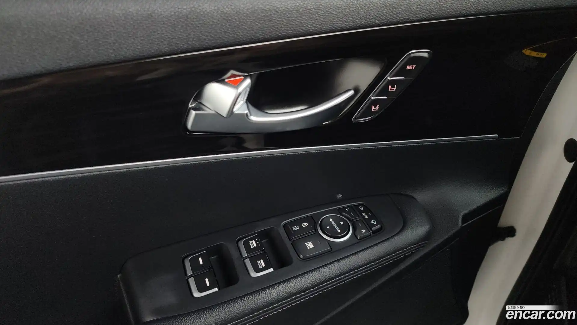 Sorento Kia 2019.6-OPTION-043