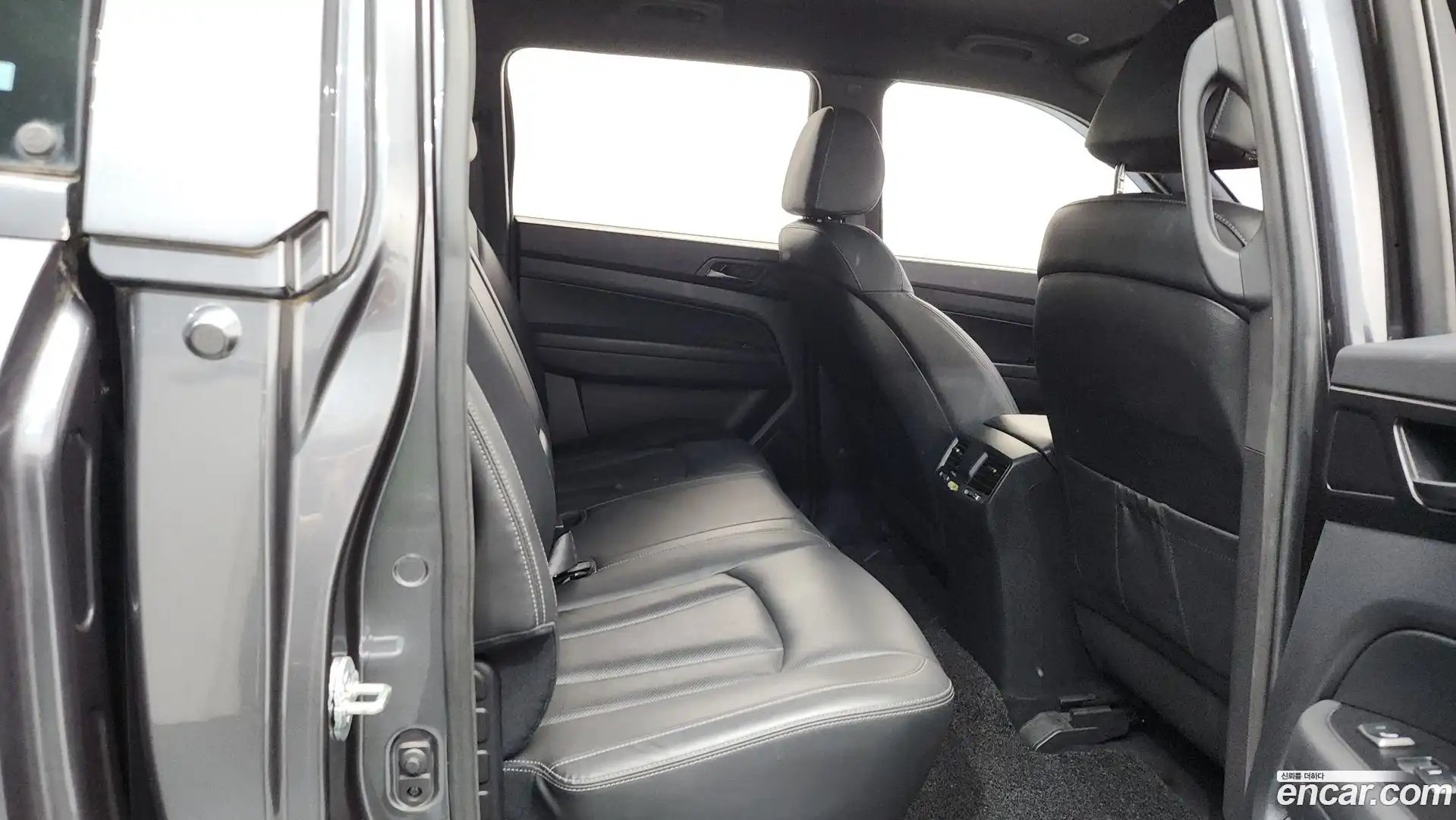 Rexton KG Mobility 2020.0-OPTION-015