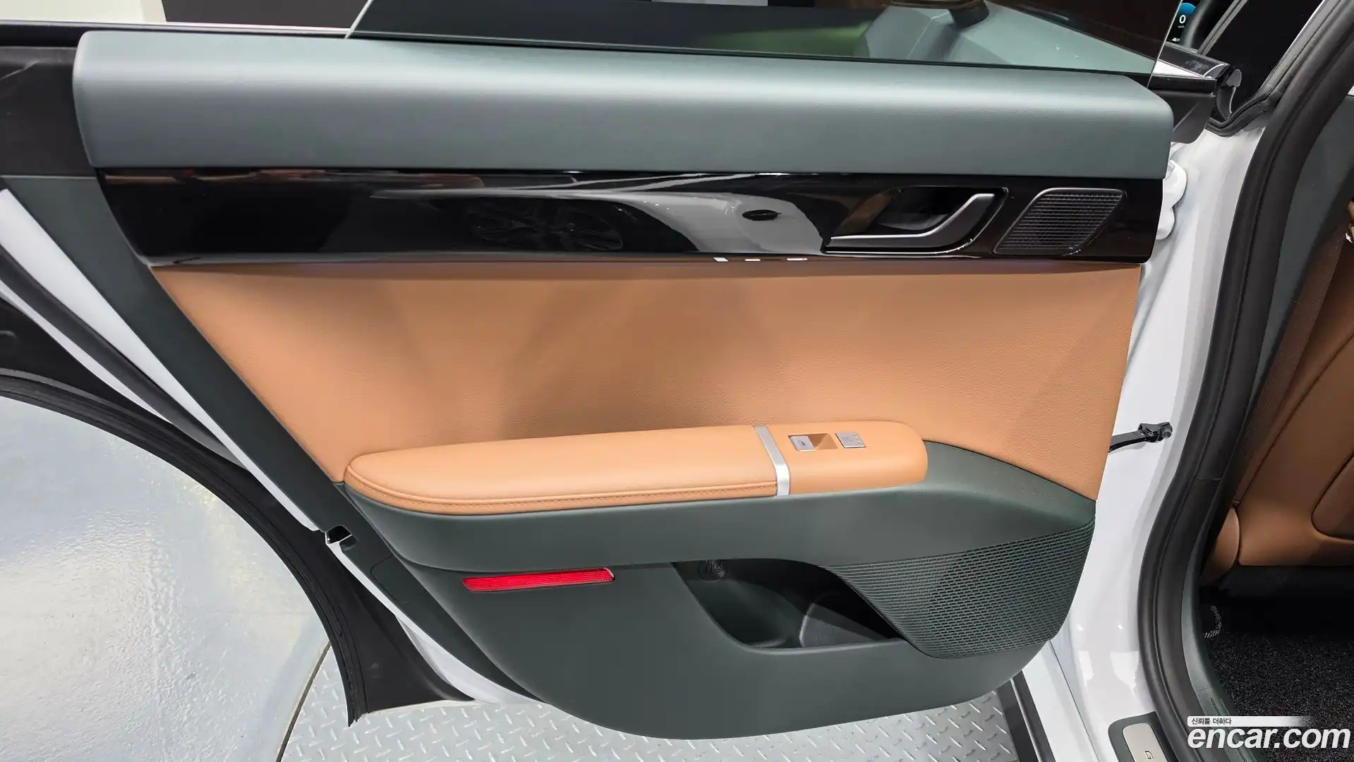 Grandeur Hyundai 2024.6-INNER-035