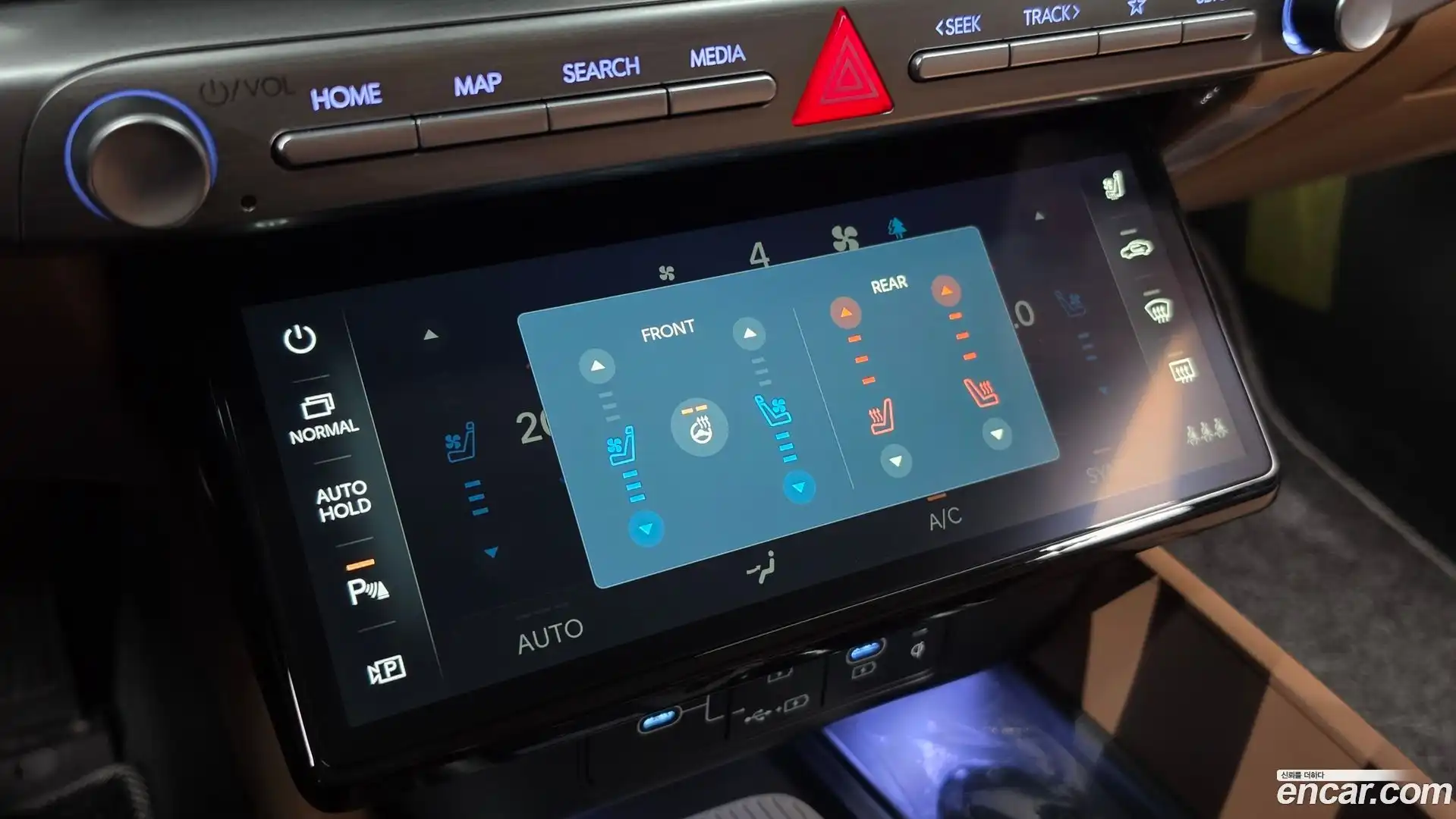 Grandeur Hyundai 2024.6-OPTION-041