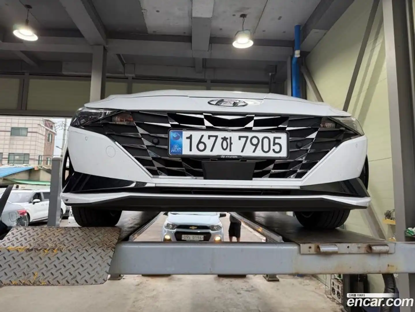 AVANTE Hyundai 2021.10-OUTER-001
