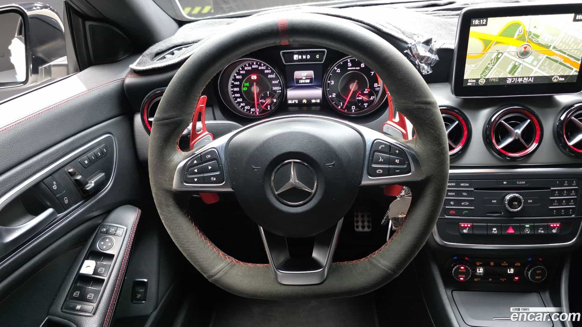 CLA-Class Mercedes-Benz 2015.2-OPTION-017