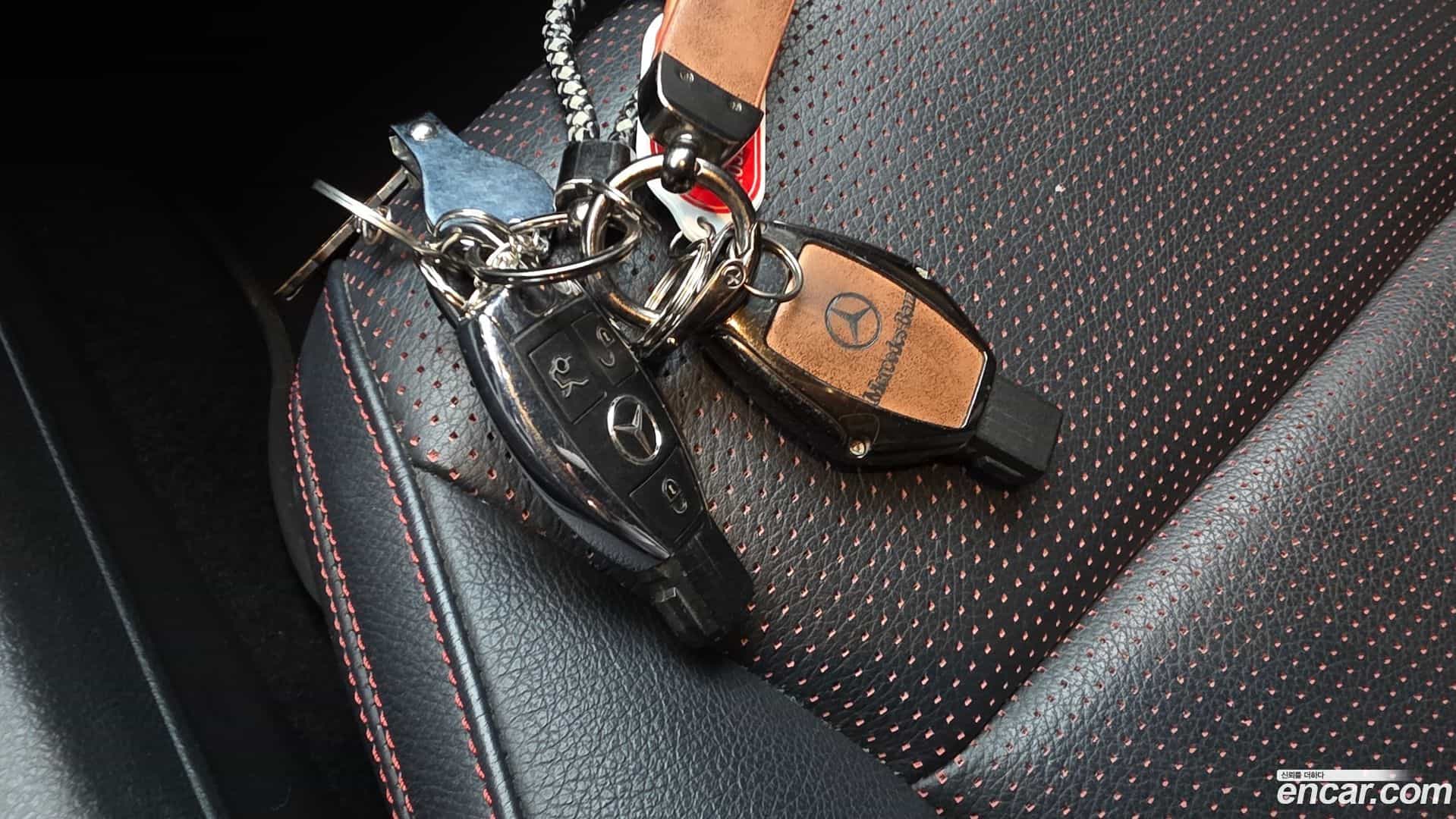 CLA-Class Mercedes-Benz 2015.2-OPTION-024