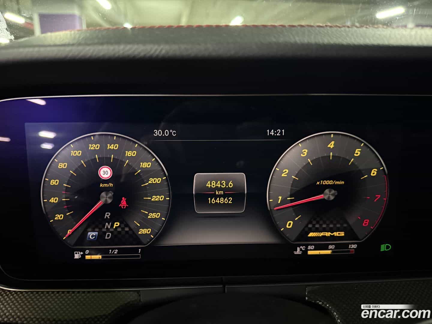 E-Class Mercedes-Benz 2017.9-INNER-008