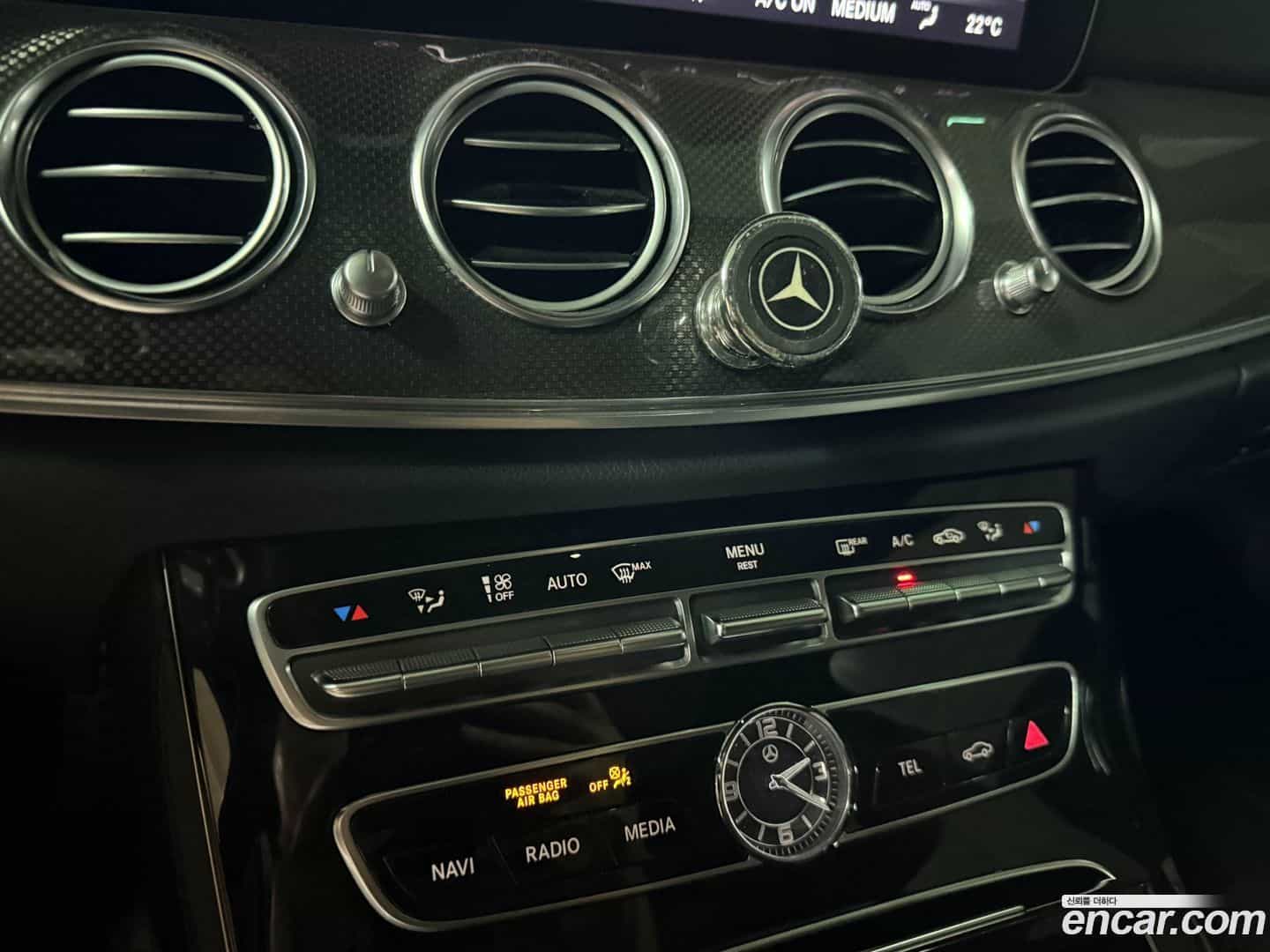 E-Class Mercedes-Benz 2017.9-OPTION-015