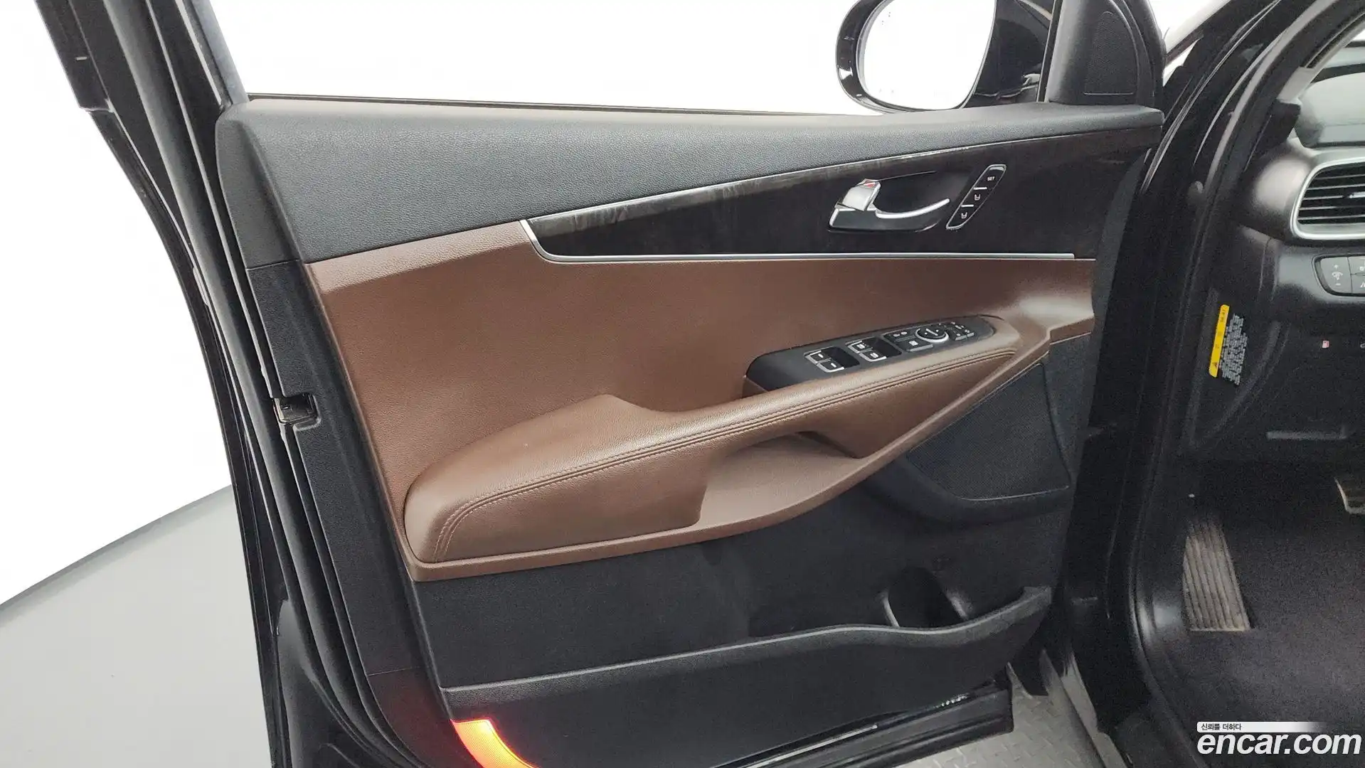 Sorento Kia 2016.8-INNER-034