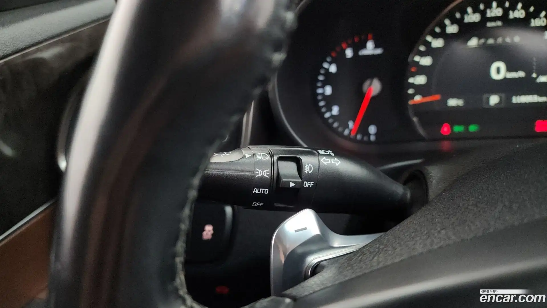 Sorento Kia 2016.8-OPTION-047
