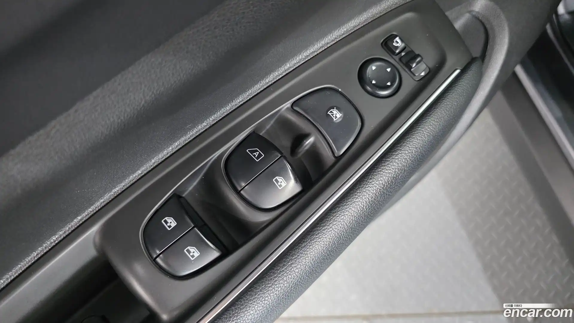 QM6 Renault Korea 2018.1-OPTION-016