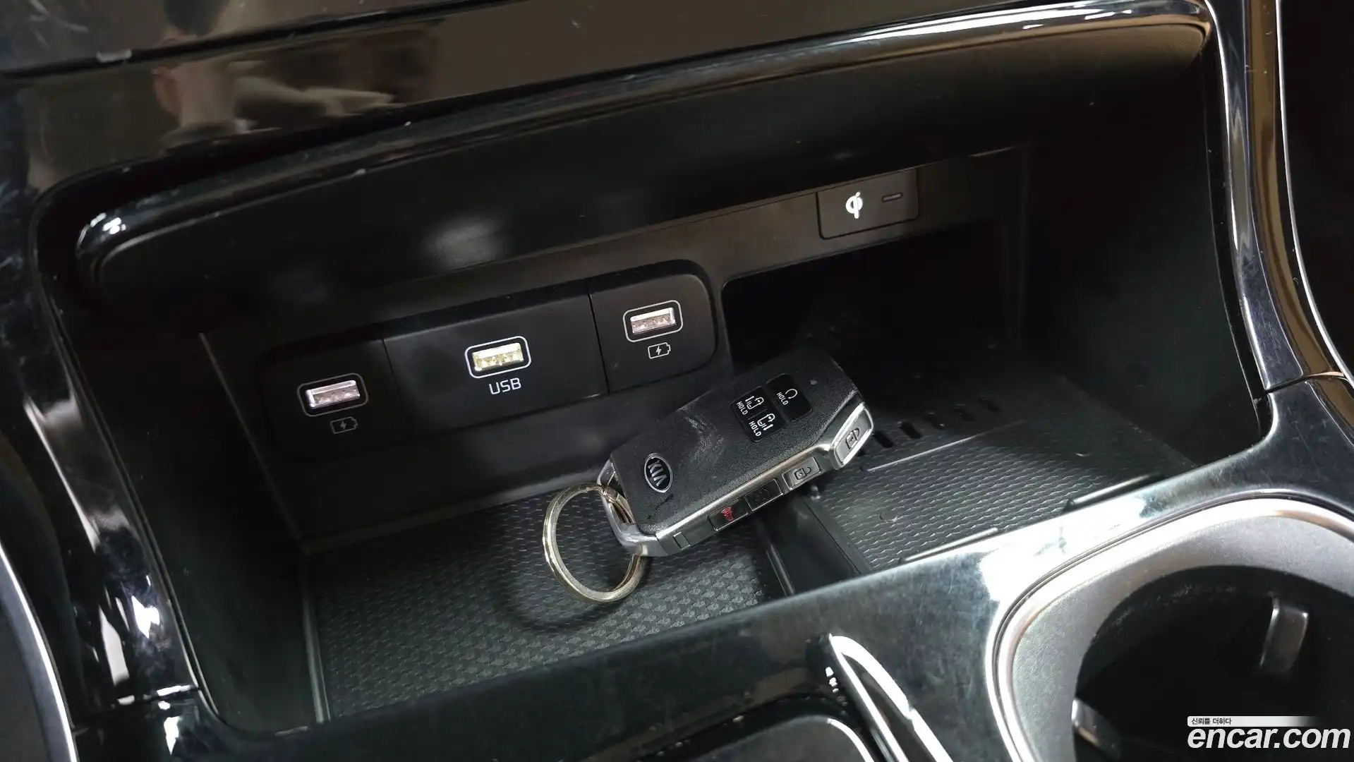 Canival Kia 2020.11-OPTION-024