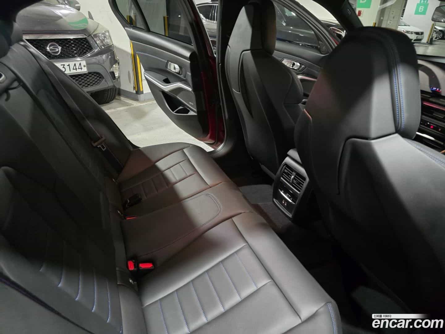 3-Series BMW 2024.11-INNER-010