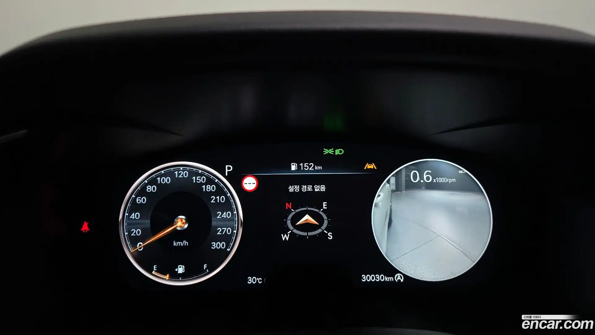 G70 Genesis 2023.11-INNER-008