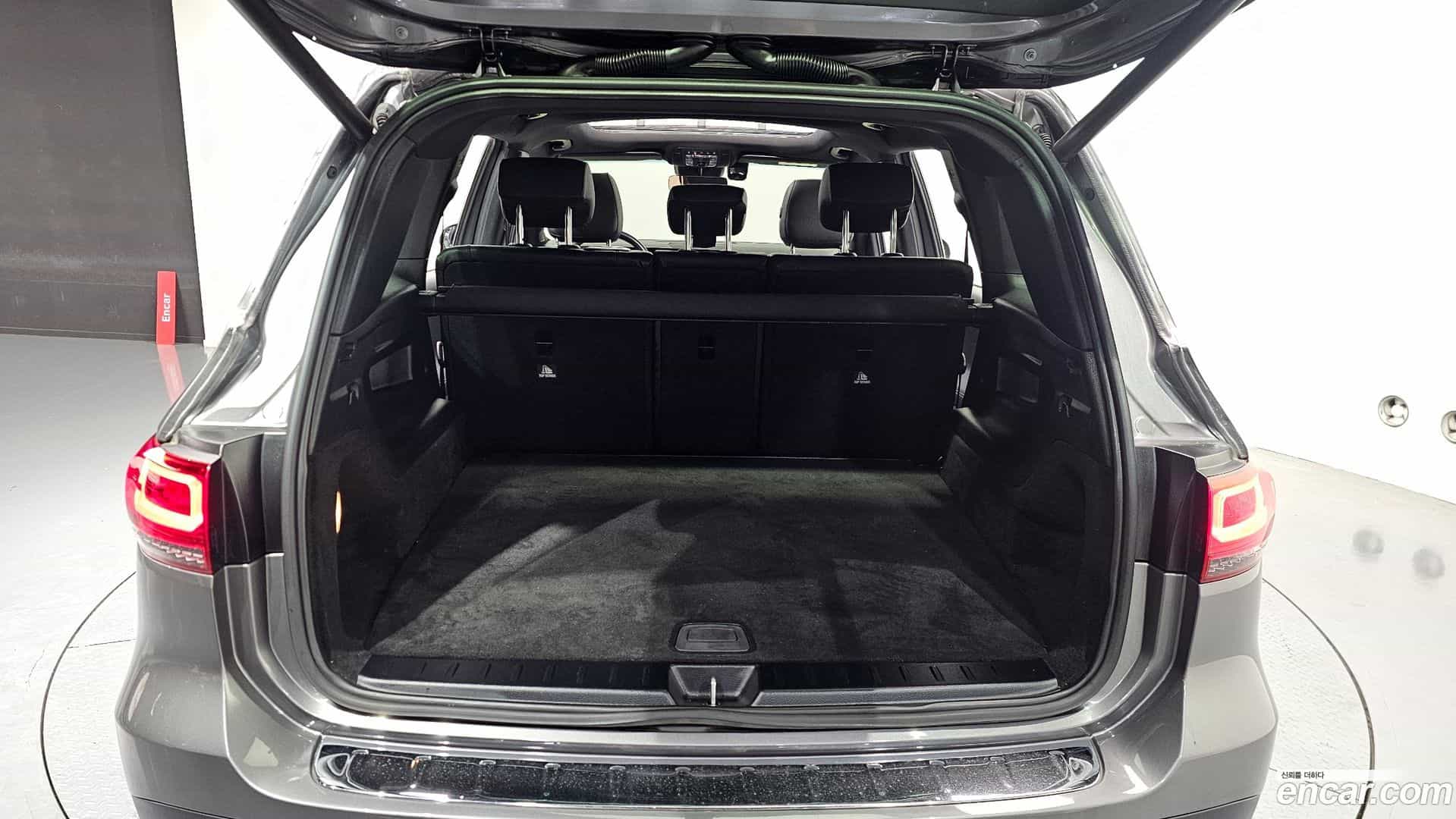 GLB-Class Mercedes-Benz 2021.6-OPTION-044