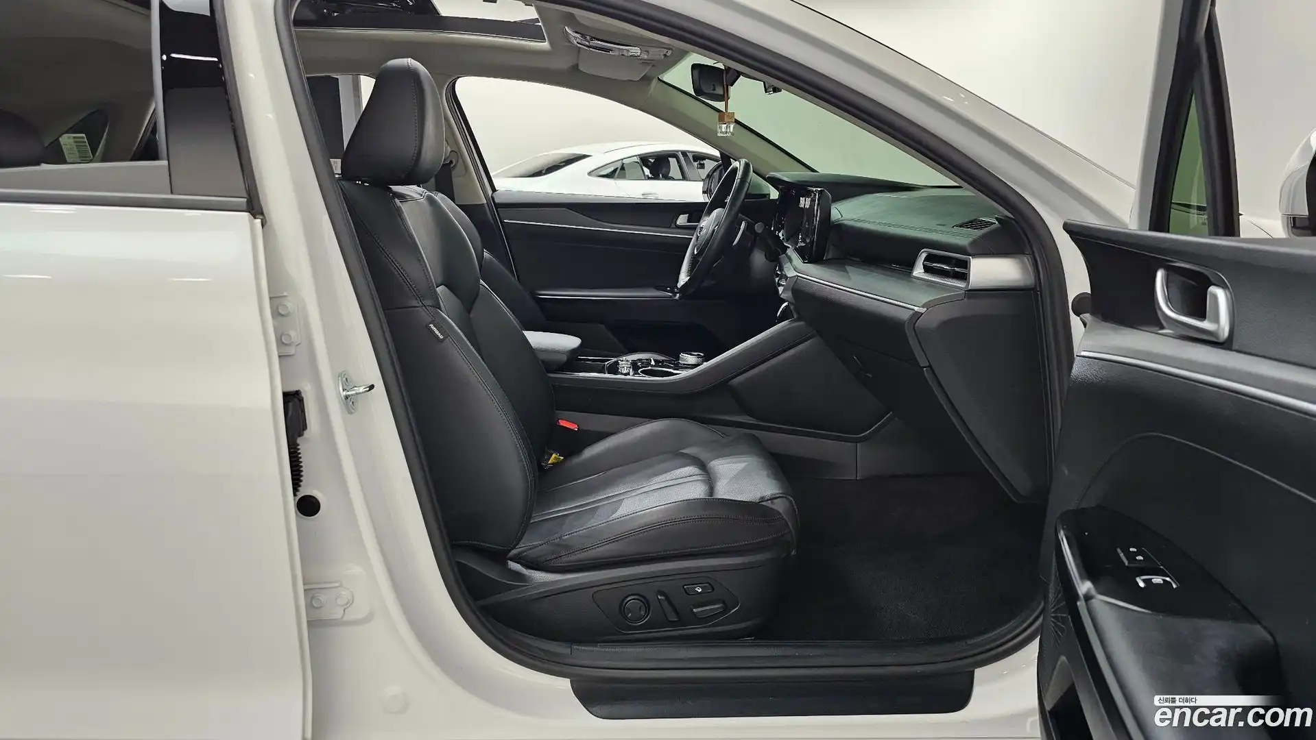 K5 Kia 2023.2-INNER-036
