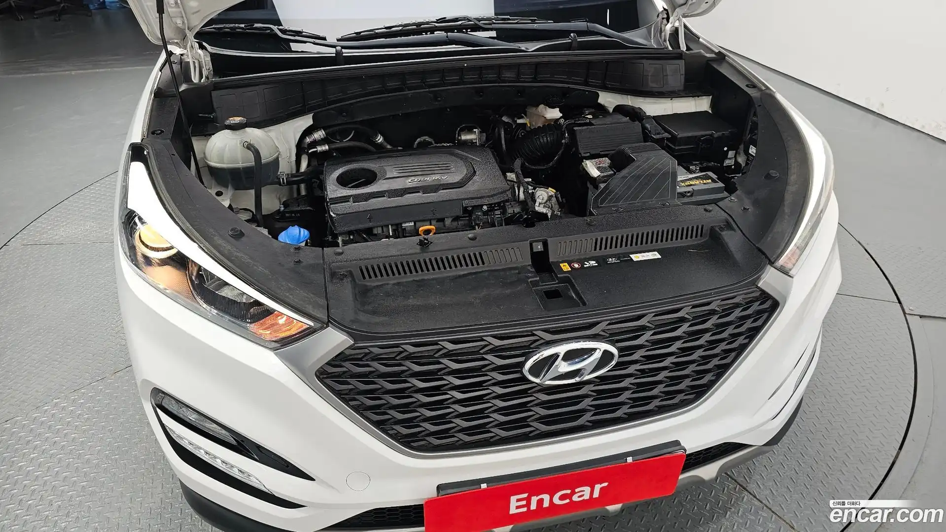 Tucson Hyundai 2017.10-OUTER-006