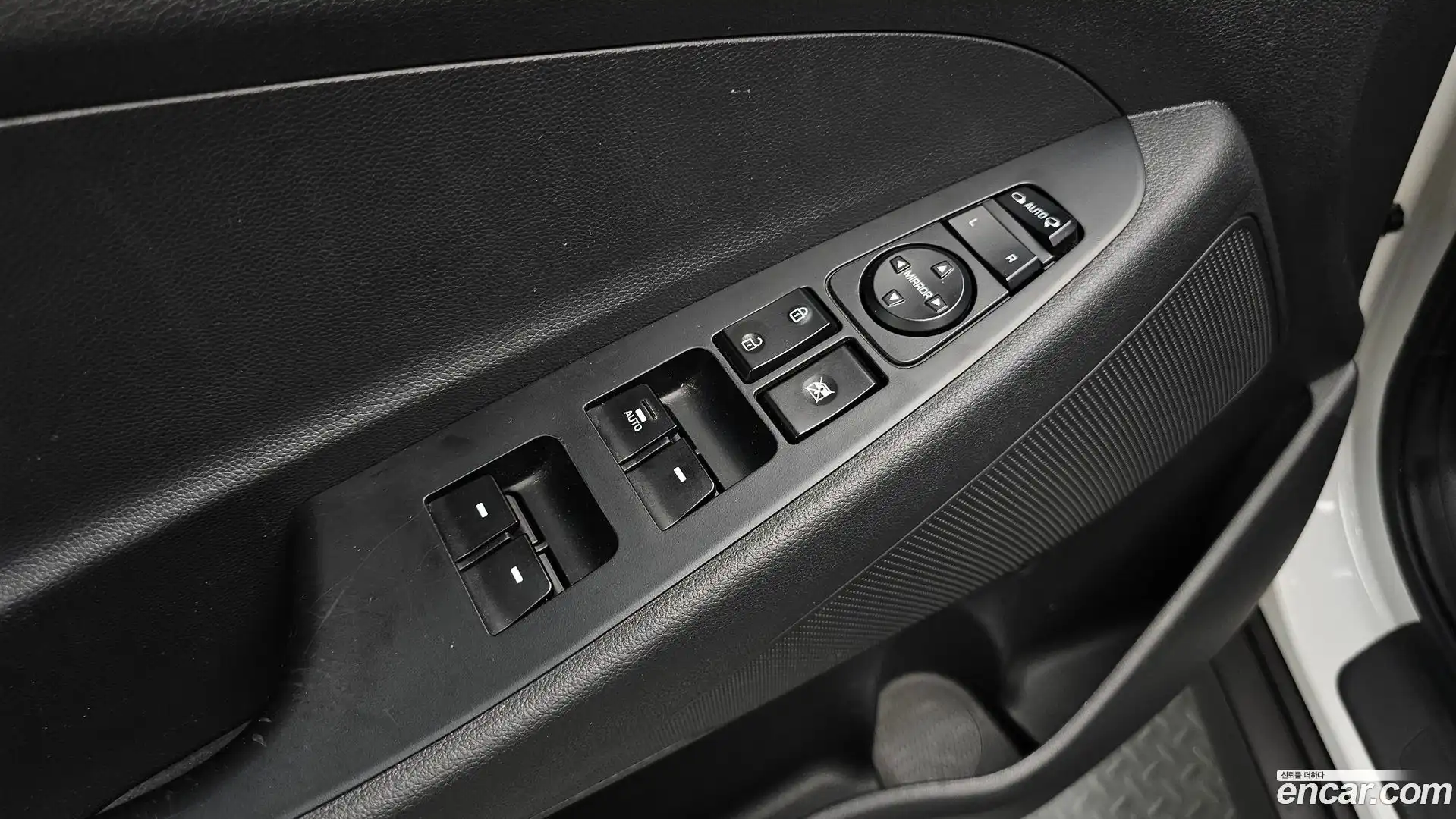 Tucson Hyundai 2017.10-OPTION-021