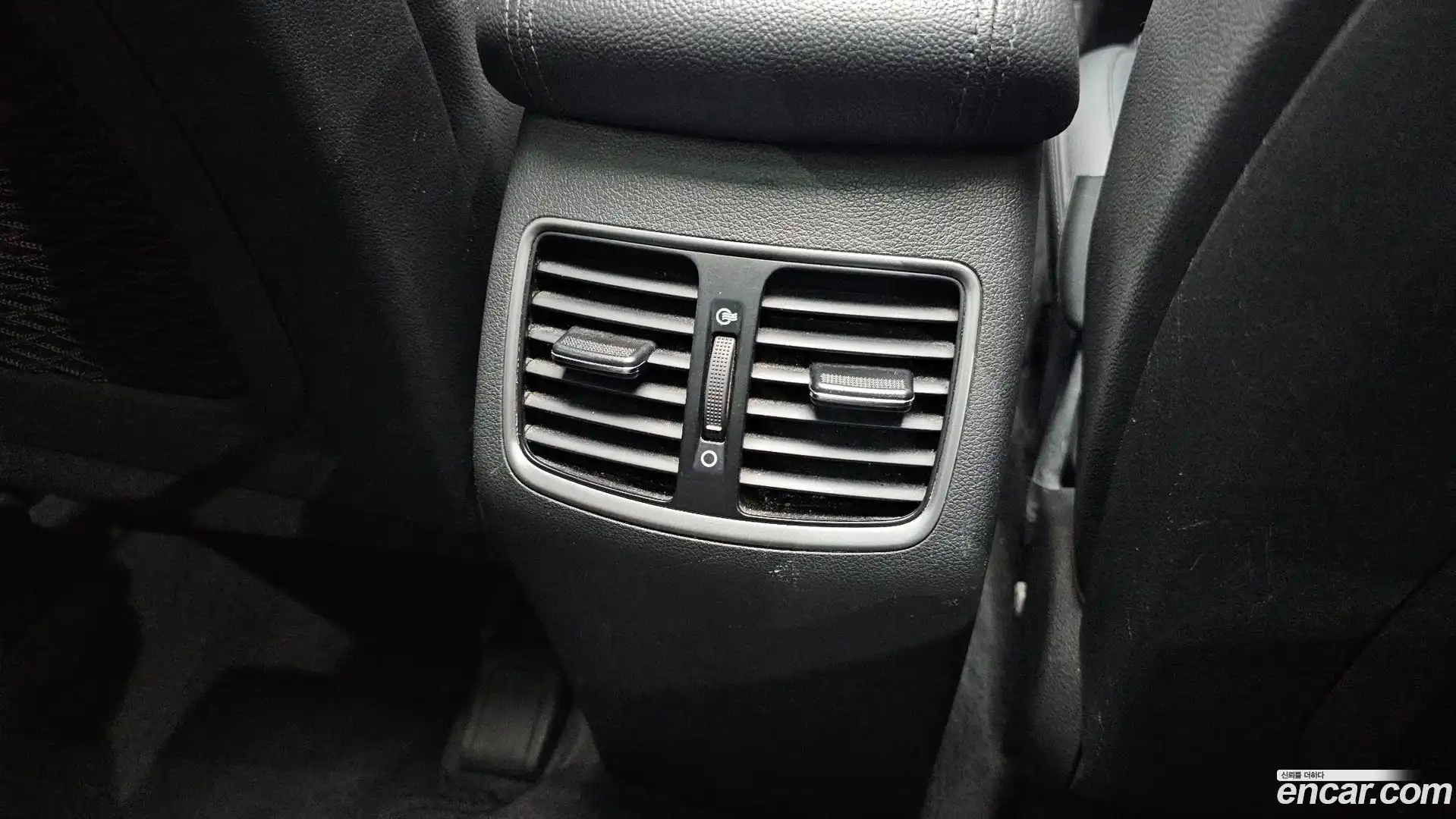 Tucson Hyundai 2017.10-OPTION-044