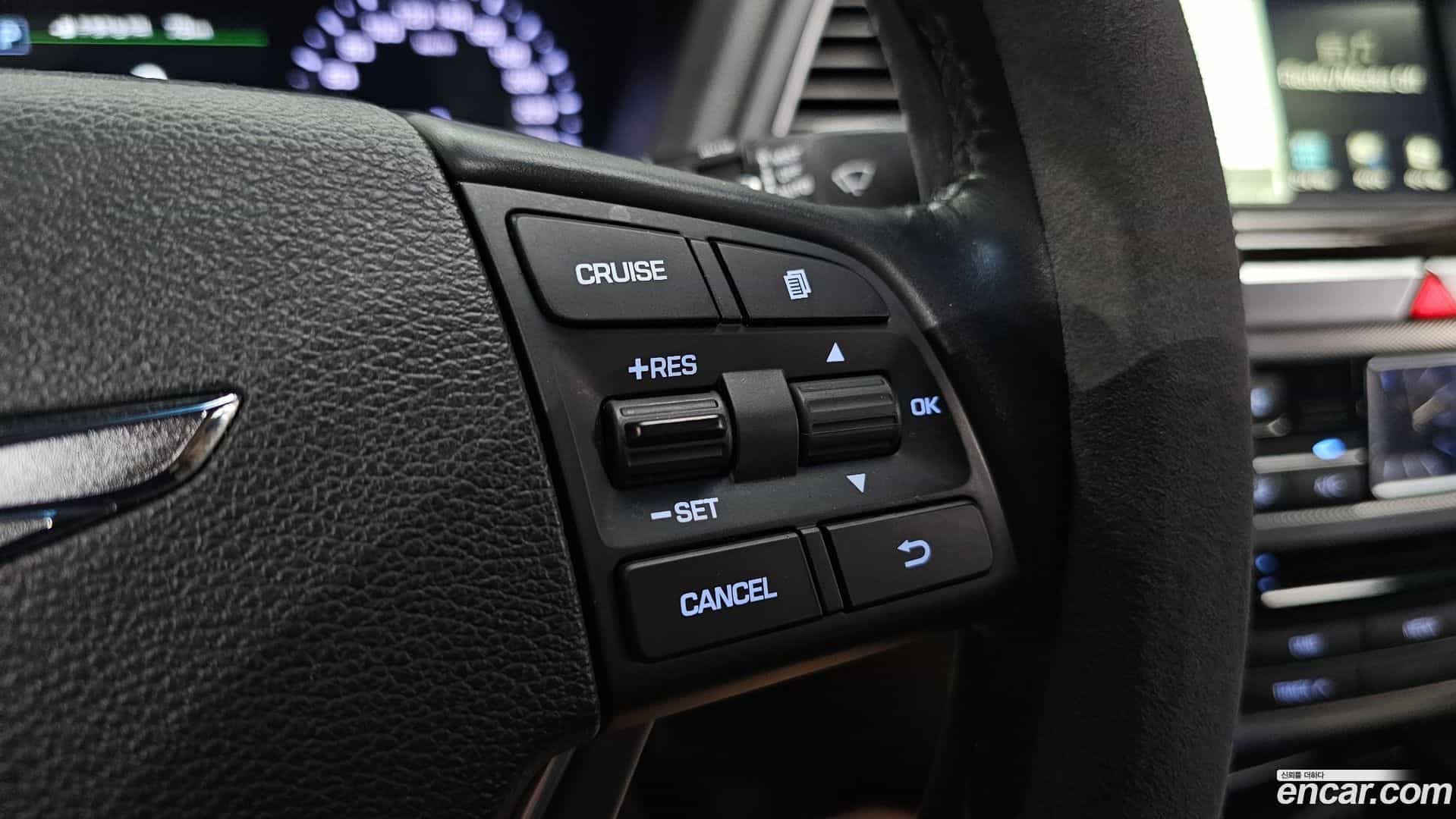 G80 Genesis 2017.3-OPTION-021