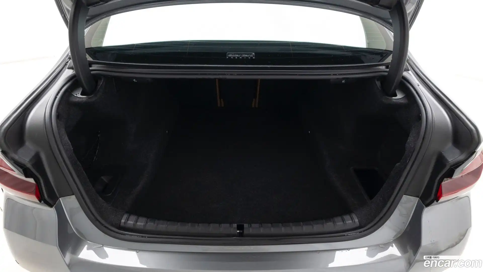 5-Series BMW 2022.11-INNER-007