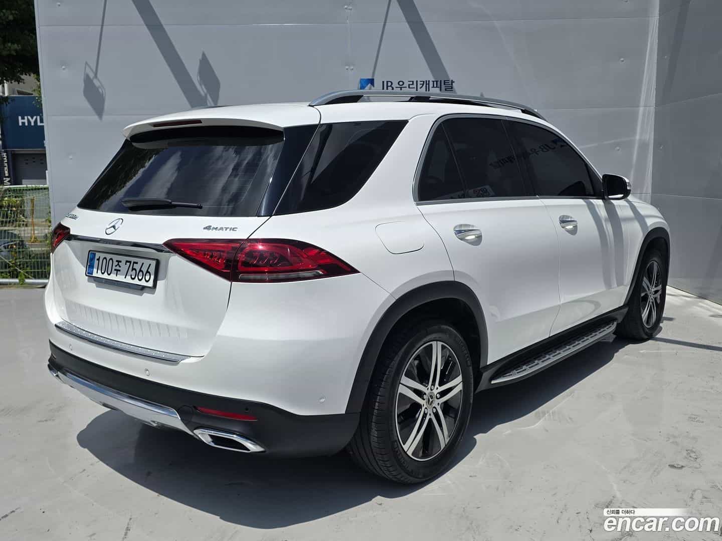 GLE-Class Mercedes-Benz 2020.7-OUTER-004