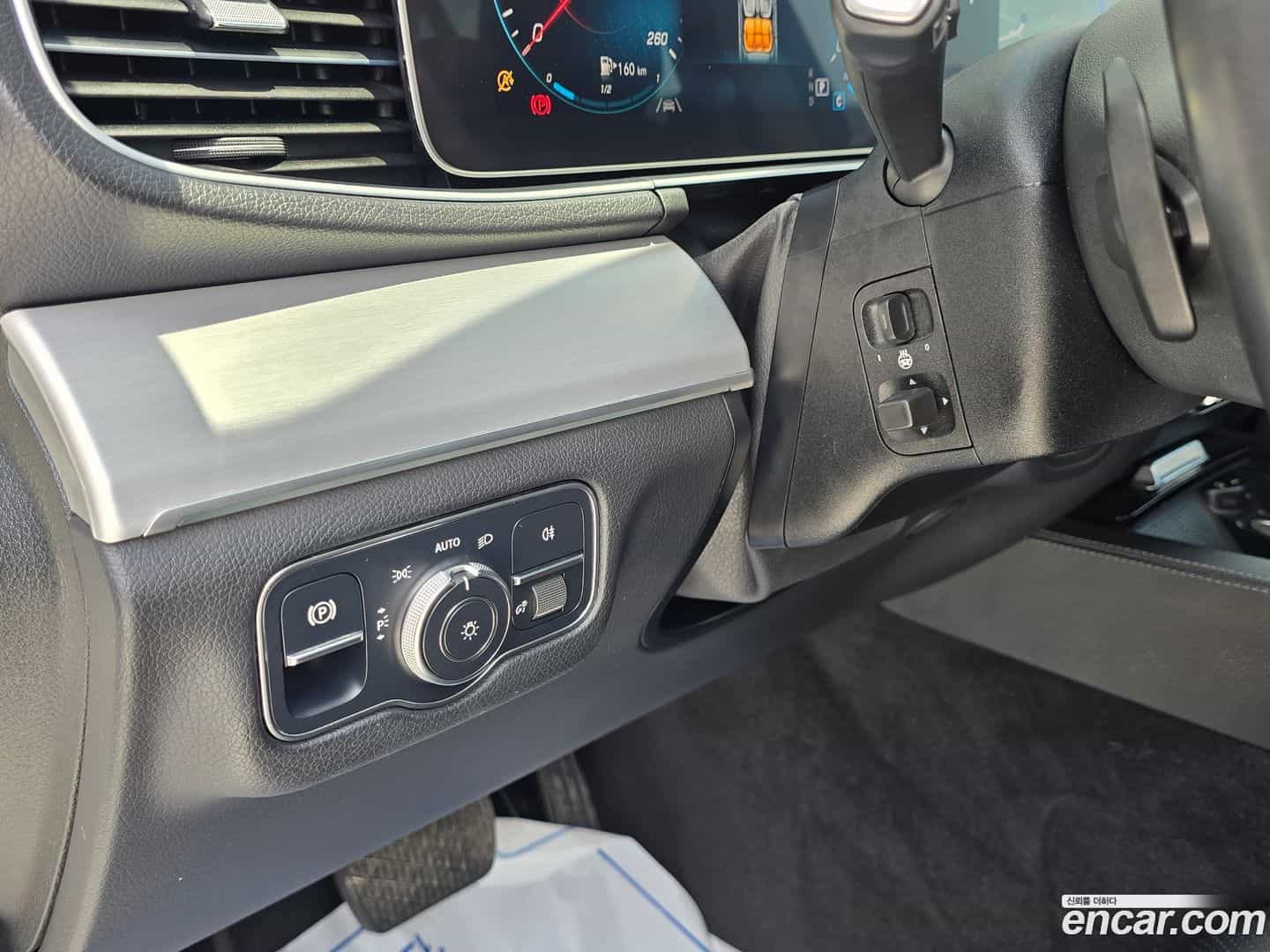 GLE-Class Mercedes-Benz 2020.7-OPTION-017