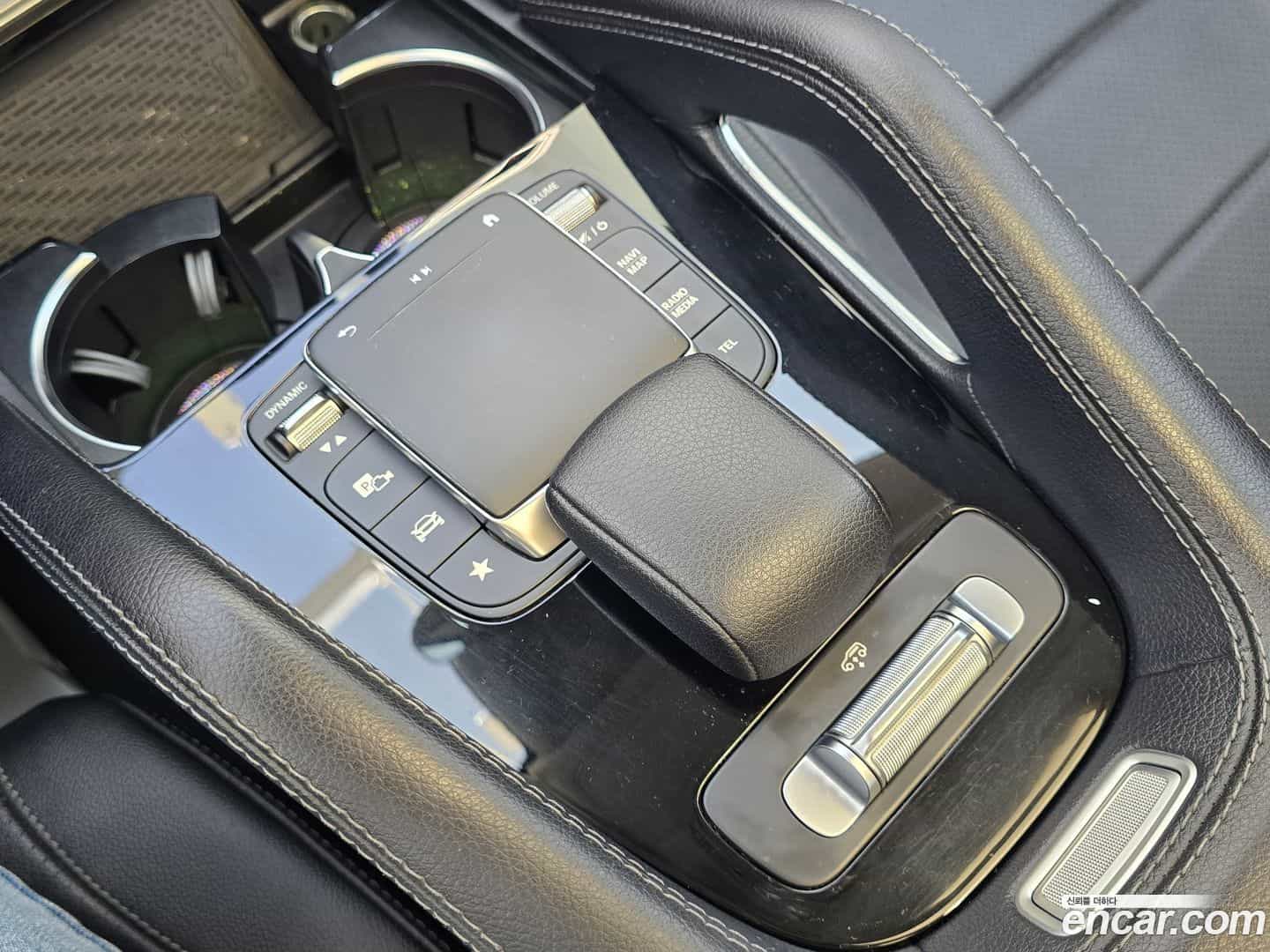 GLE-Class Mercedes-Benz 2020.7-OPTION-022