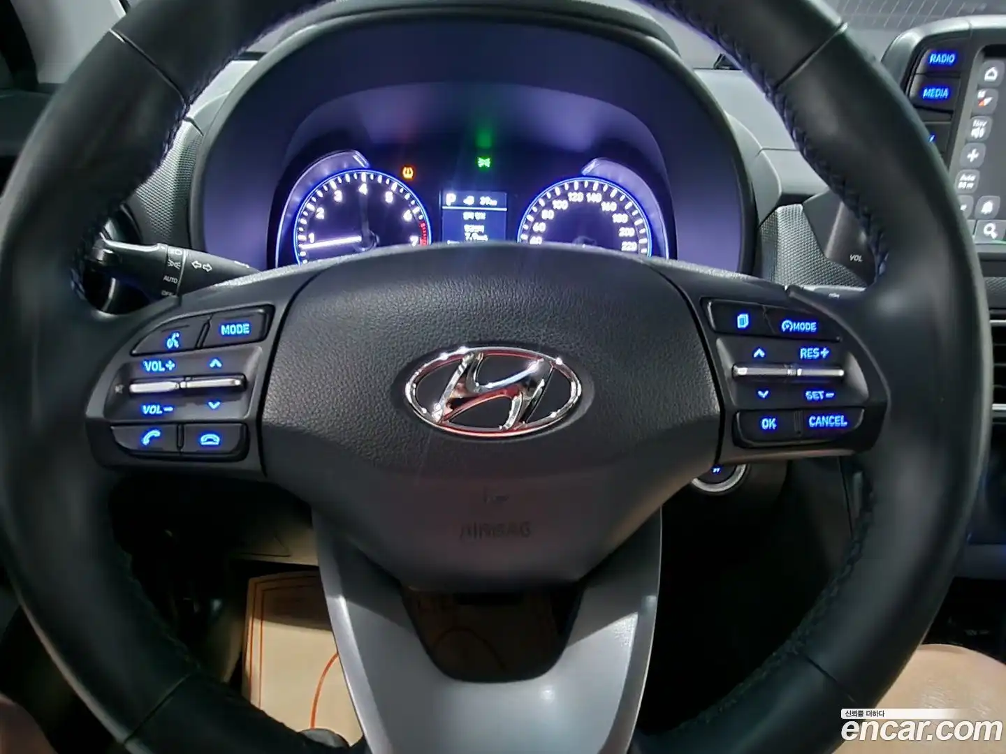 Kona Hyundai 2018.6-OPTION-015