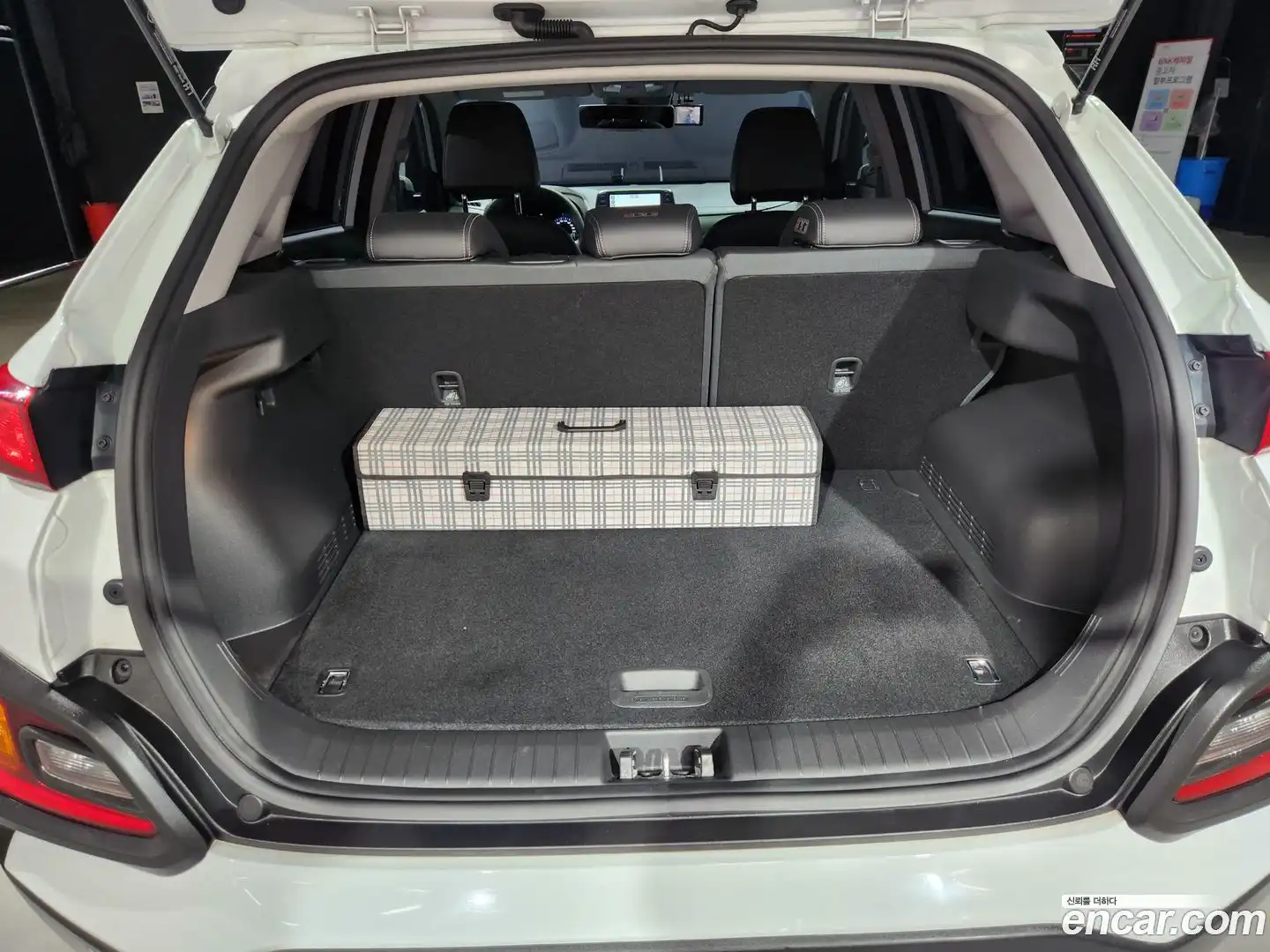 Kona Hyundai 2018.6-OPTION-021